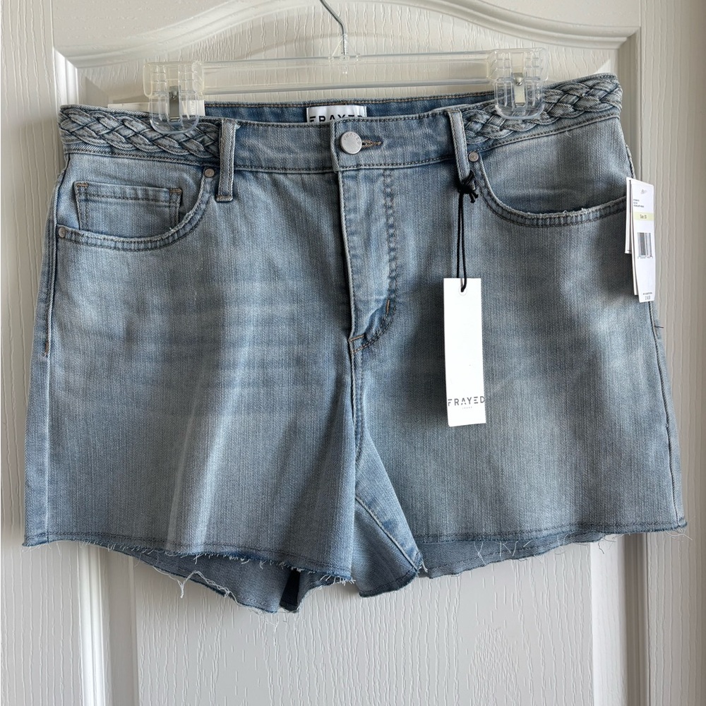Frayed High-Waisted Jean Shorts with Frayed Hem